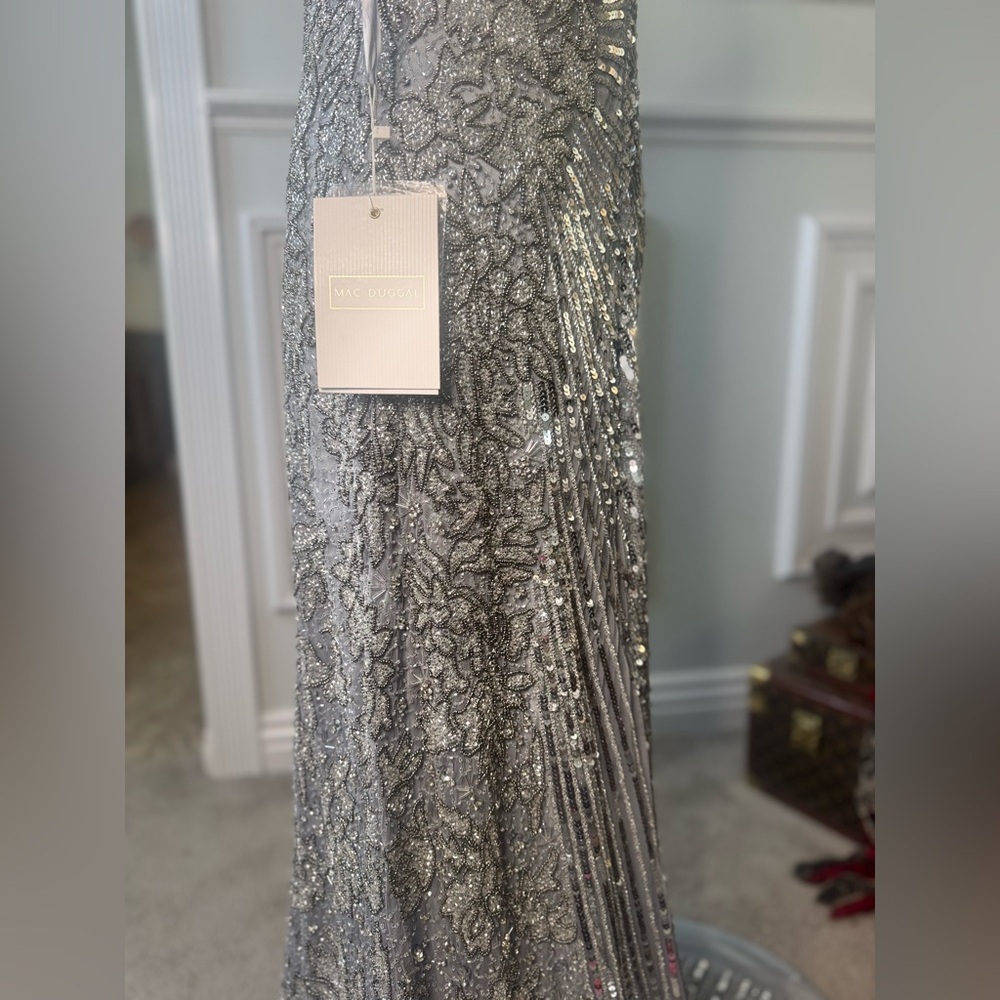 Silver Beaded Floral Sleeveless Gown - Picture 9 of 17